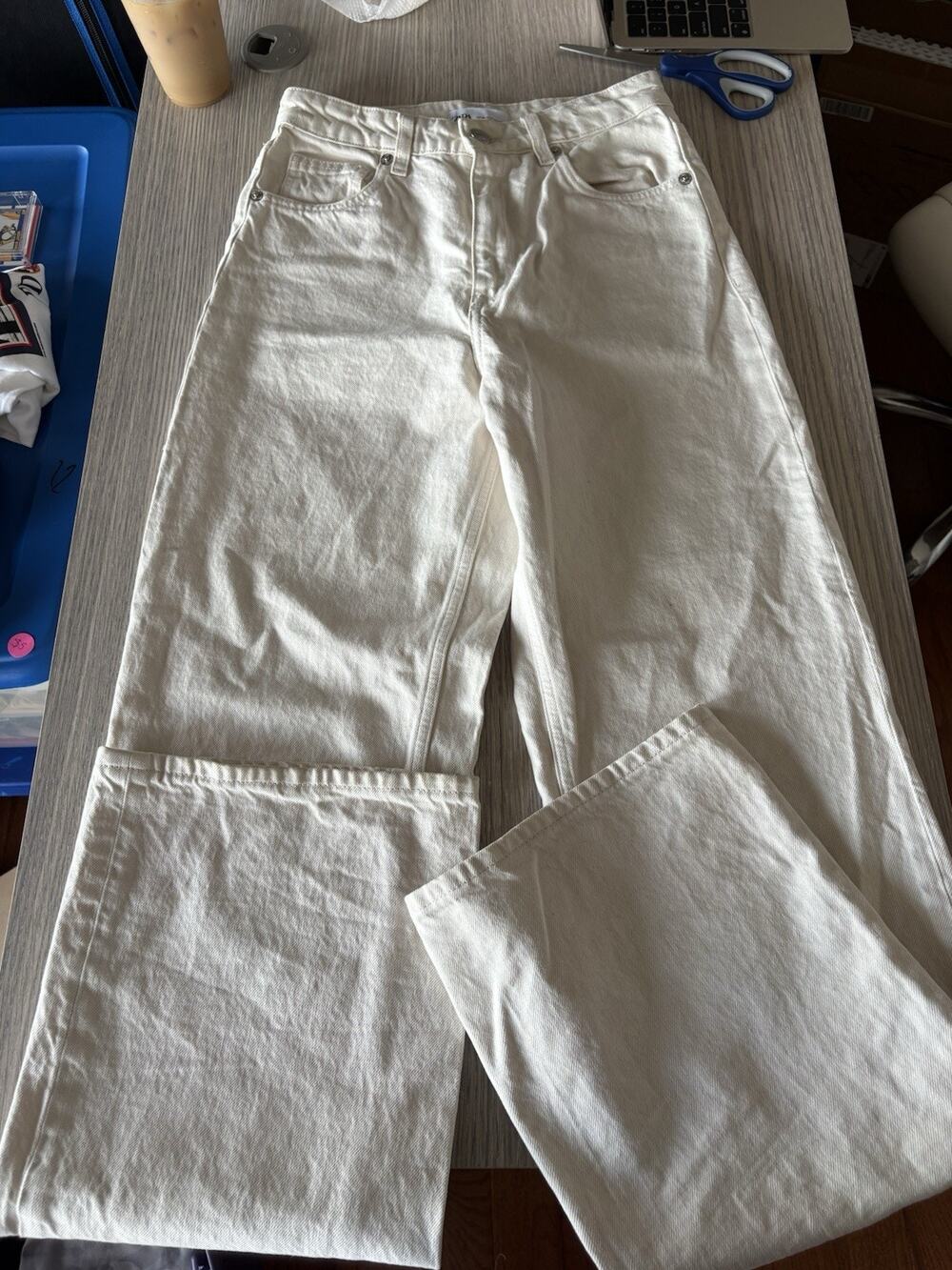 Zara Jeans Women Size 2 US White Flare Fit Leg Full Length